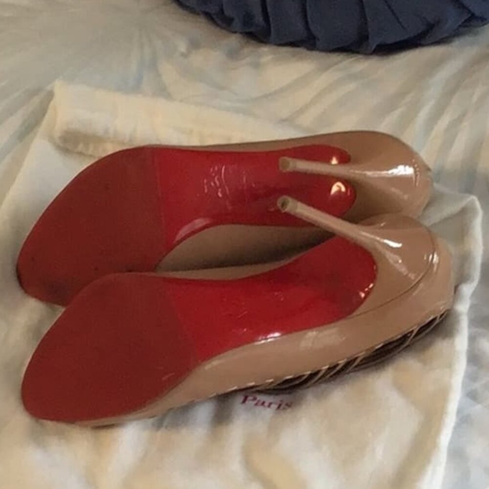 Christian Louboutin beige patent leather gortika peep-toe high heels shoes